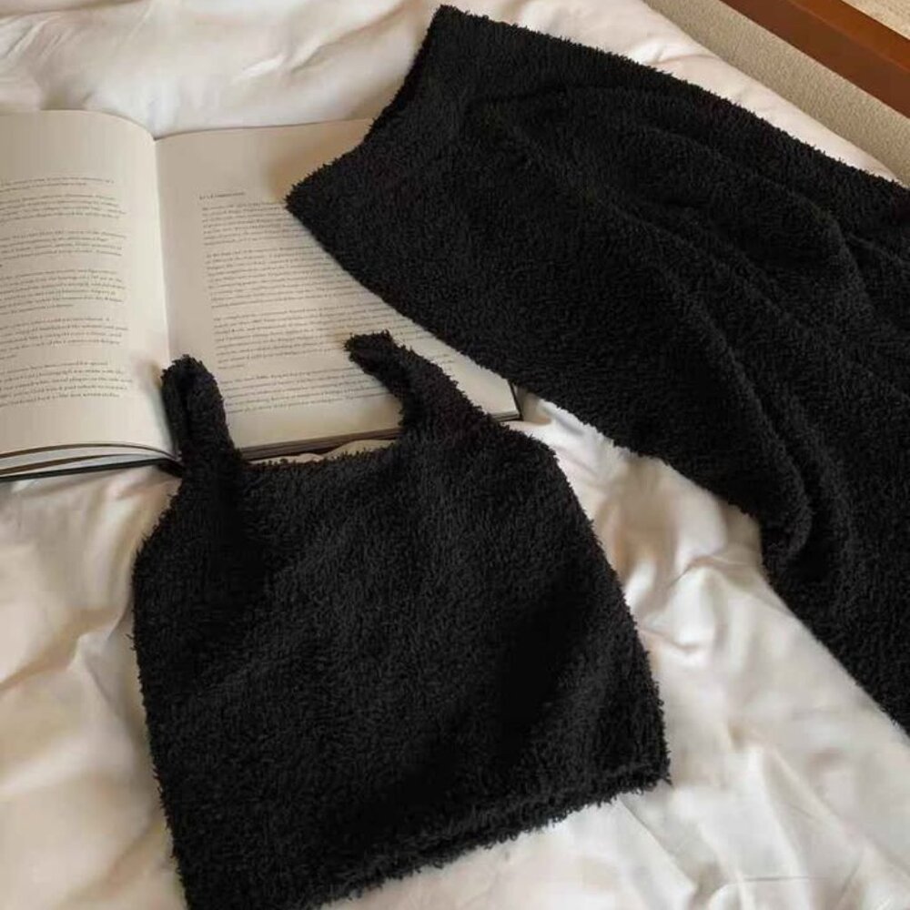2-Piece Black Fleece Loungewear Set
